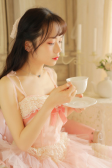 吸乳电影